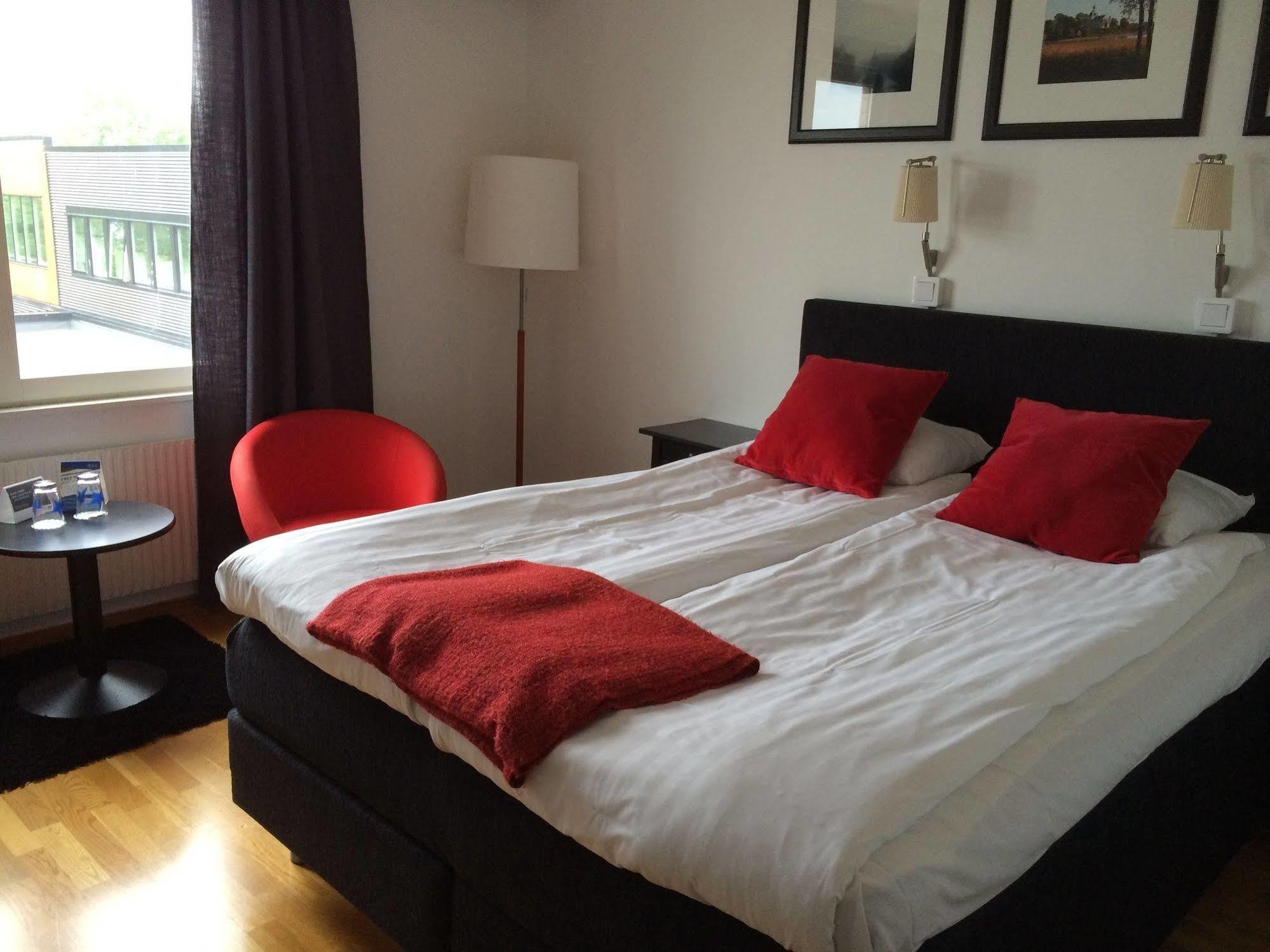 Quality Hotel Vaenersborg Εξωτερικό φωτογραφία